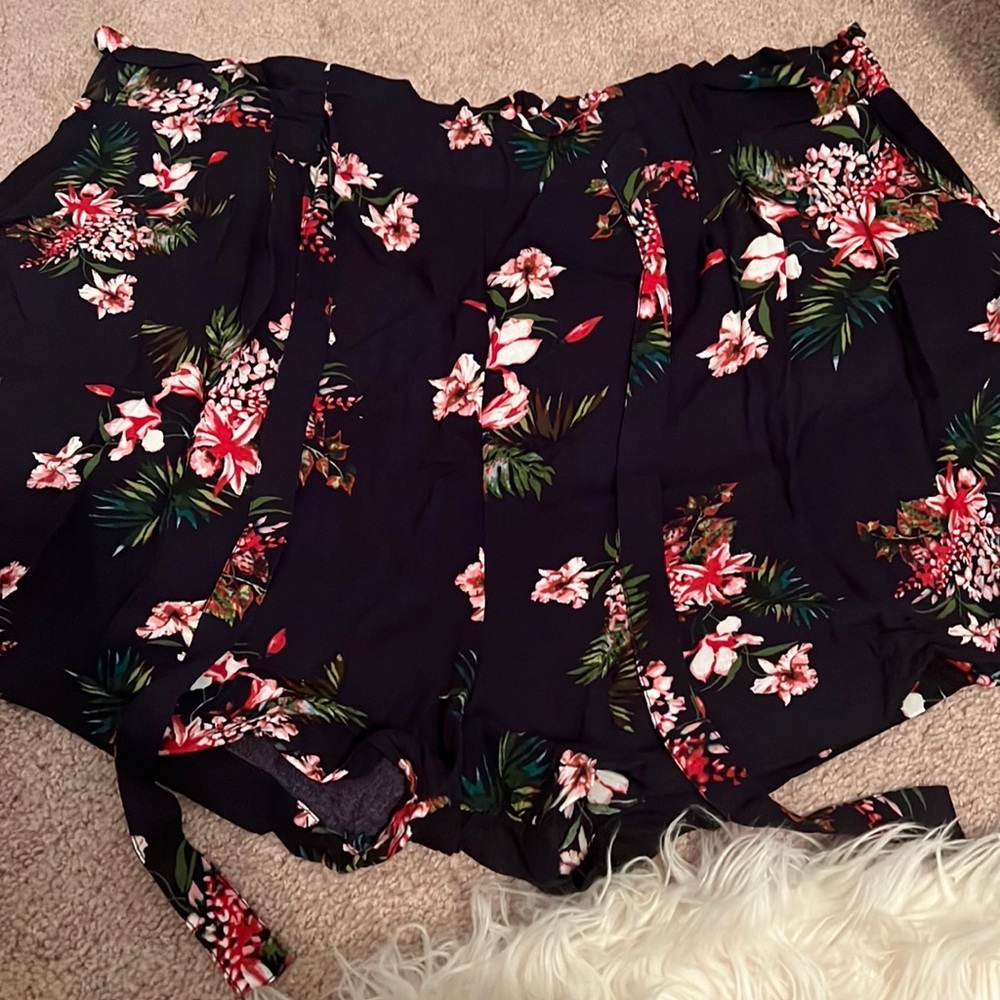 Forever 21 flower shorts.